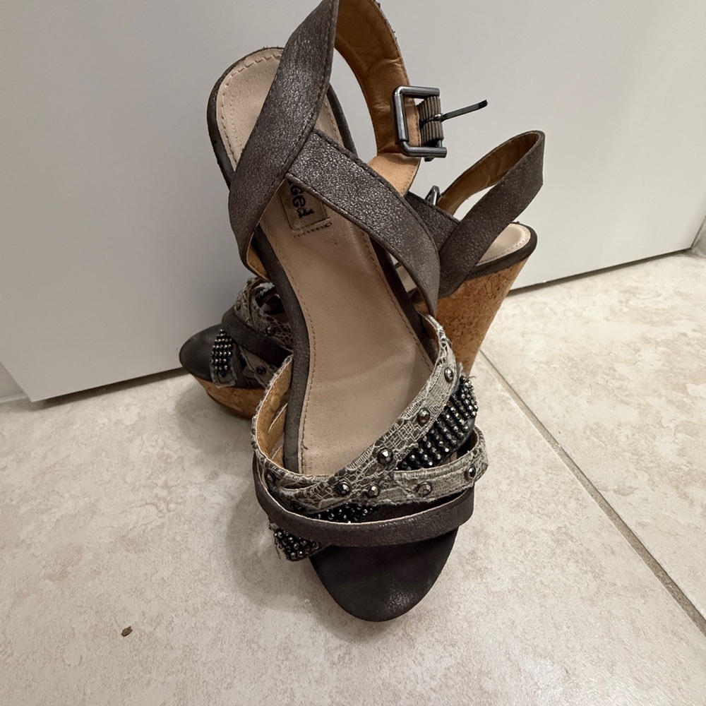 Elegant Women's Strappy Heels